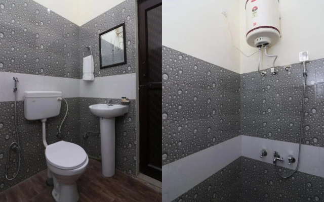 Hotel Sky By OYO Rooms
