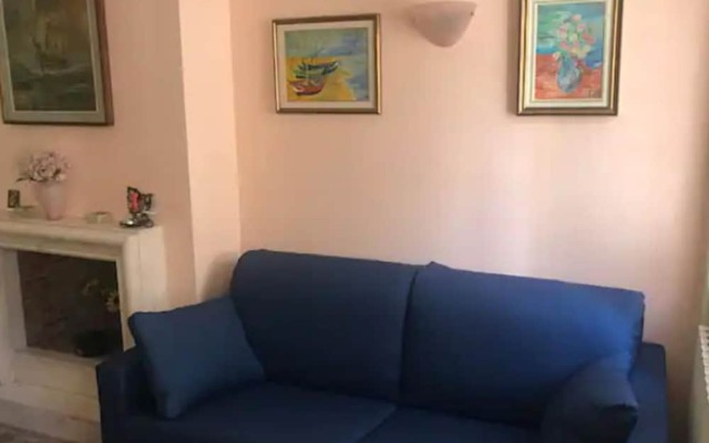 Suite Carla Lovely Apartment in Pietrasanta Center