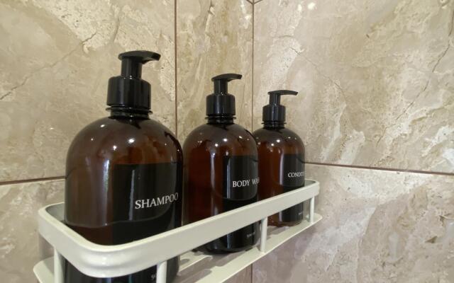 Апартаменты DLK Aparts на улице Лысая гора 1/4