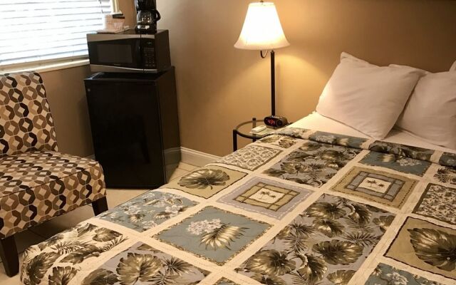 Island Cay Hotel - Clearwater Beach