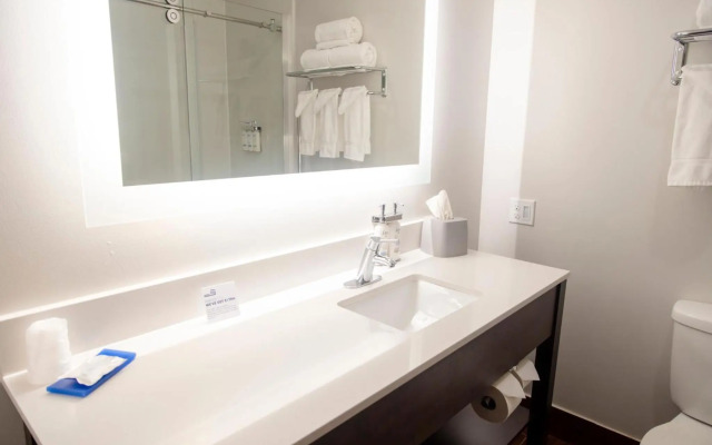 Holiday Inn Express Marshfield by IHG