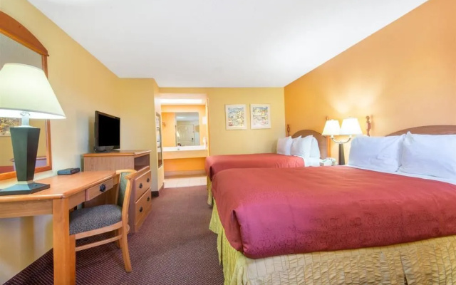 Days Inn Opelika