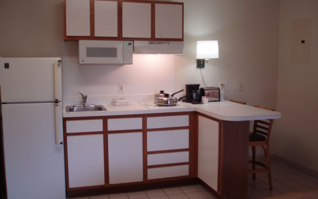 Extended Stay America Select Suites - Jacksonville - Southside