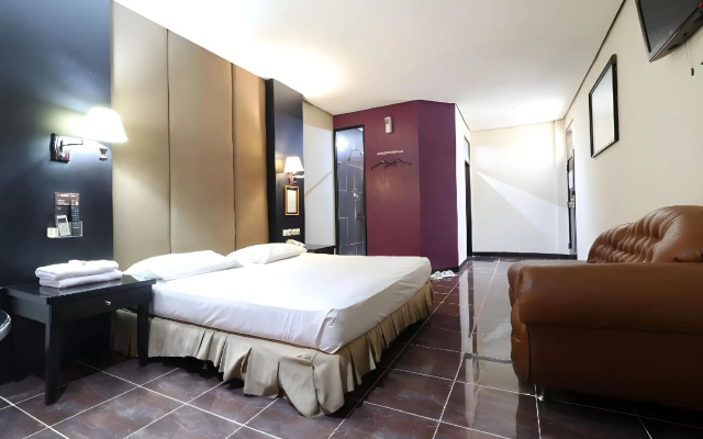 C'One Hotel Pulomas – Guest Rooms – Jakarta