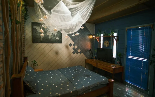 1984 Hotel Kien Giang