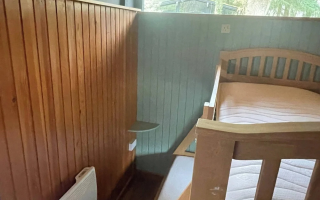 11 Tan-y-coed Woodland Lodge