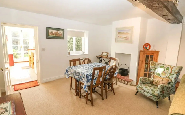 28 Oxborough