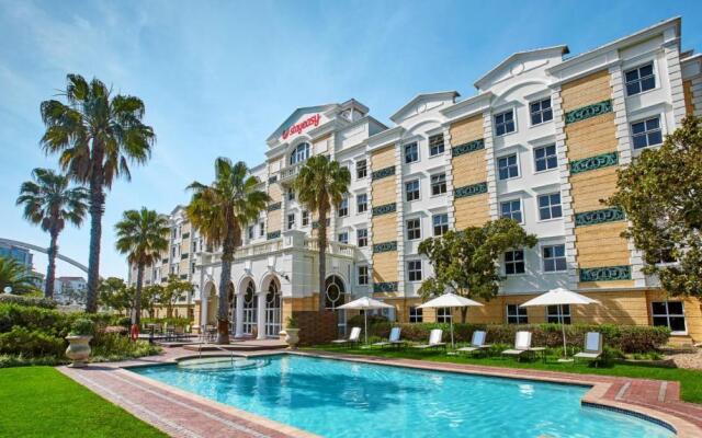 StayEasy Century City