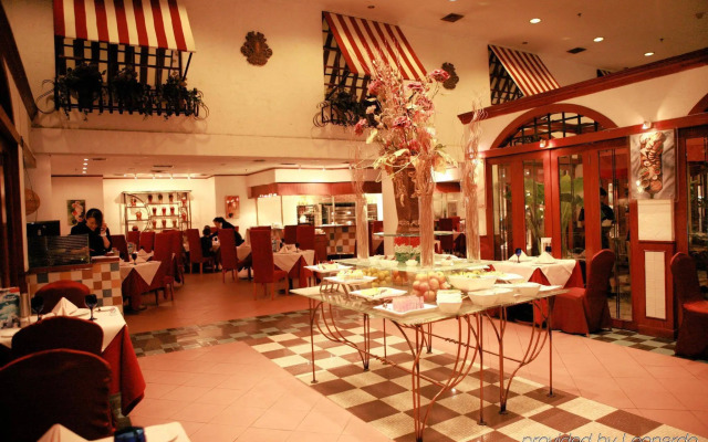 Crowne Plaza Zhengzhou by IHG