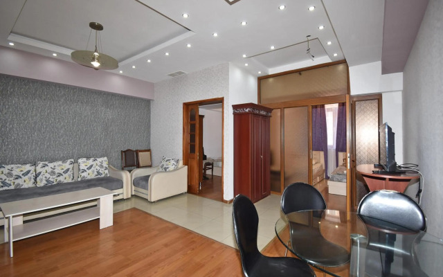 Apartment No 8, Abovyan Street