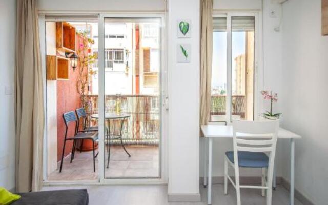 Iris Apartments Sea View
