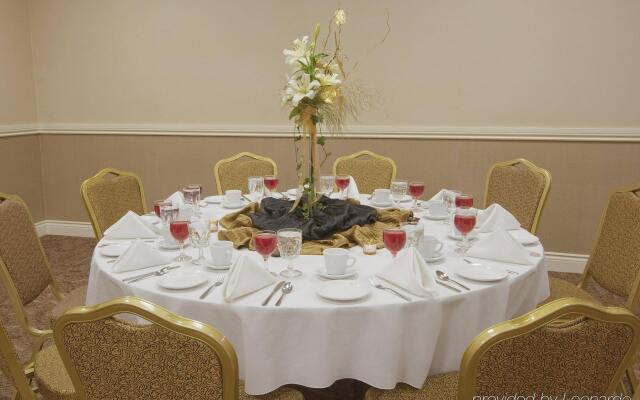 Quality Inn & Suites Downtown