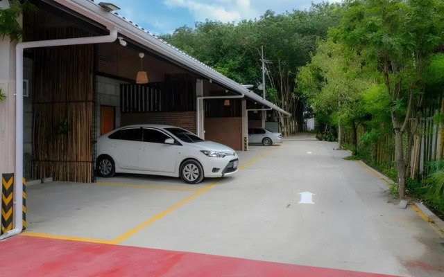 RiverHills Resort