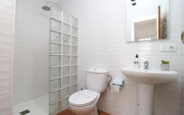 Turo 2 - Piso con Piscina comunitaria