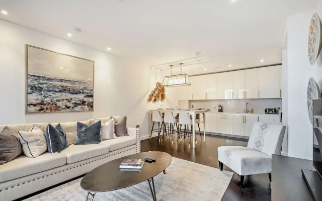 Thornes House Apartments