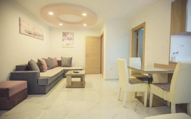 Nino Superior, One Bedroom Apartment No.1