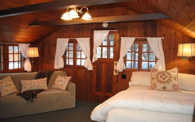 Rundle Chalets