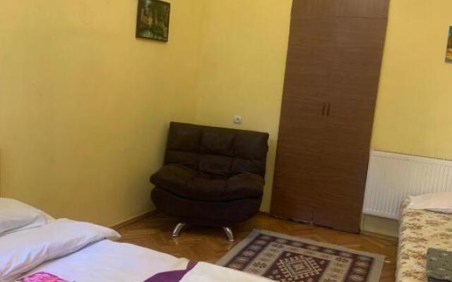 Leila Apartment
