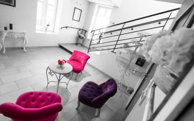 Château de Trouhans - Hôtel