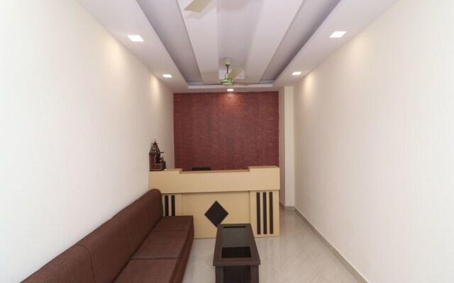 OYO 14825 Hotel Siddheshwar