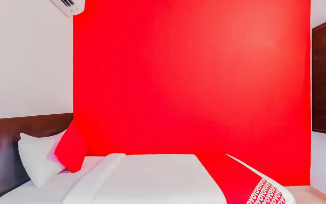 Flagship 74267 Hotel Maruthi Gandhi Park