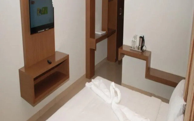 PL.A Amrith Inn