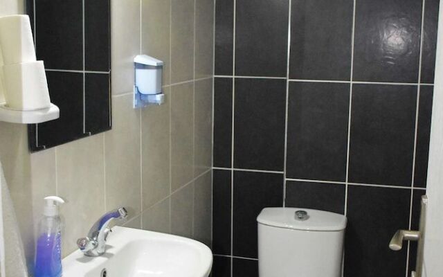 Burhaniye Merkez Otel