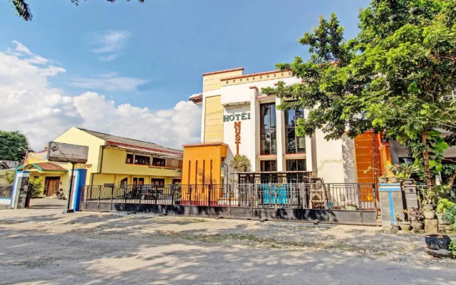 Capital O 91355 Hotel Mustika 1 Syariah