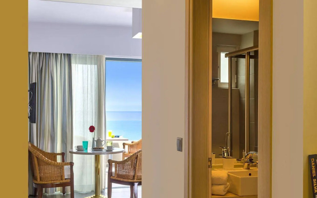 Palm Beach Hotel Apartments