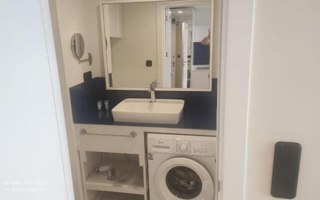 Sea&Mountain View Aparttments (Orbi City)