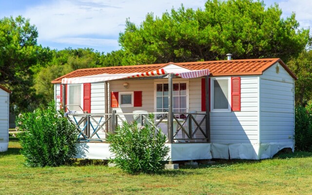Superior Mobile Homes in Camping Kazela