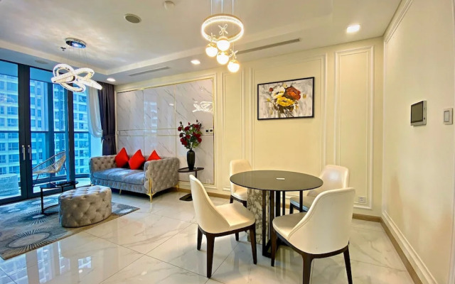 DongDong Skyview APT in Landmark81 Tower