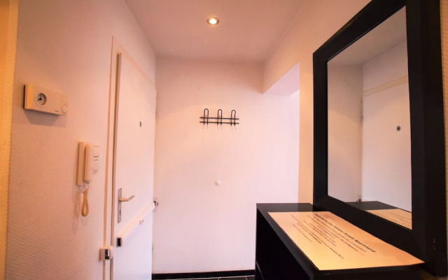 Tolstov-Hotels Big Room Apartment