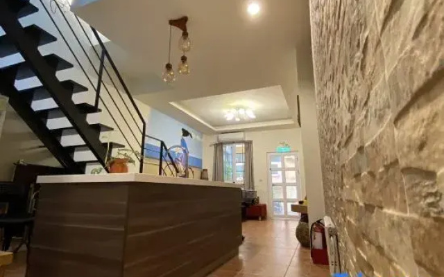 Love Nam Wan Hostel