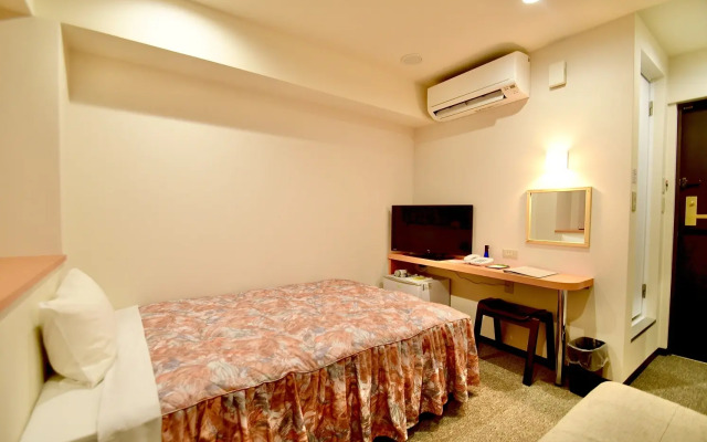 Himeji Ekimae Universal Hotel Minamiguchi