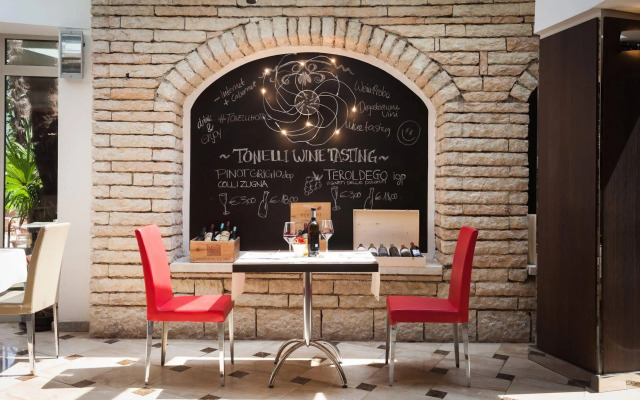 Hotel Continental - Tonelli Hotels