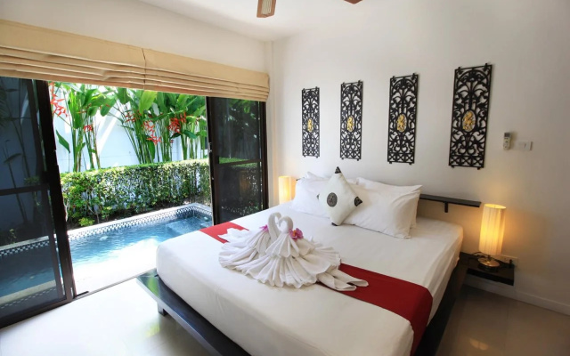 Coconut Grove Boutique Hotel