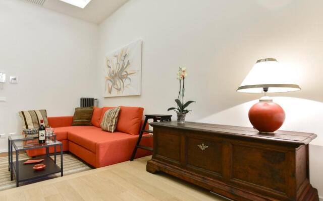 Campo de' Fiori Brand New Apartment