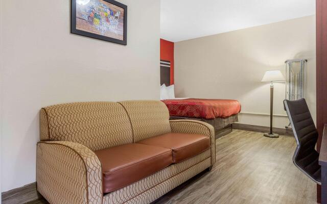 Econo Lodge Fort Jackson