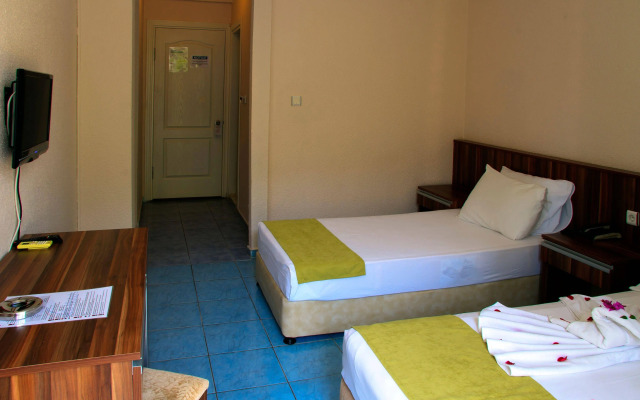Vela Hotel
