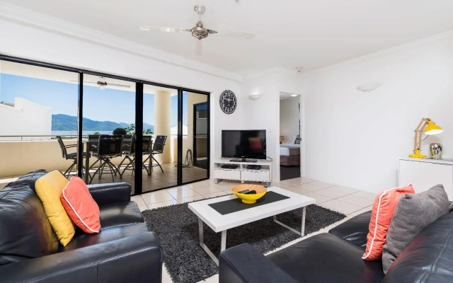 Jack & Newell Holiday Apartments