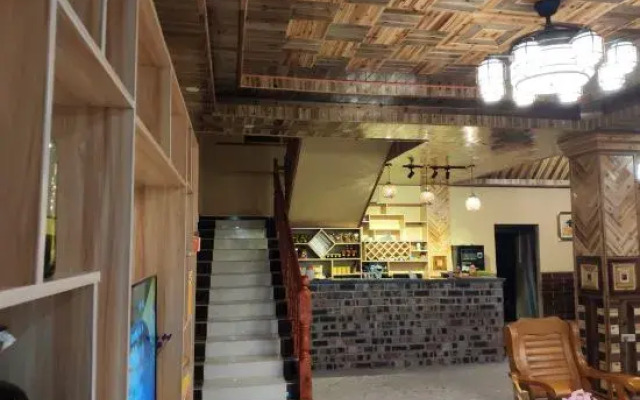 Linxi Hostel