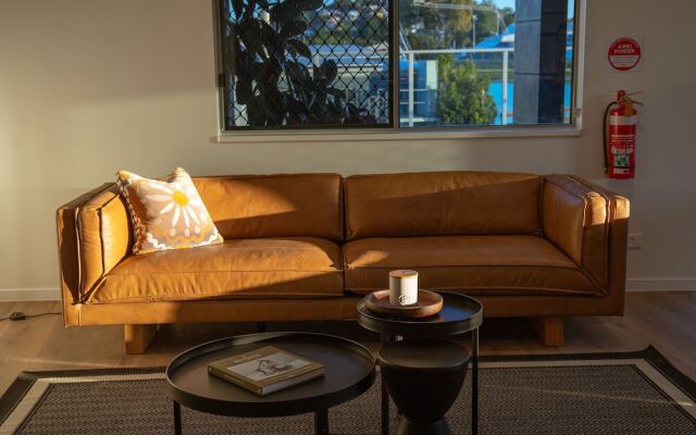 Mackay Adventure Lodge