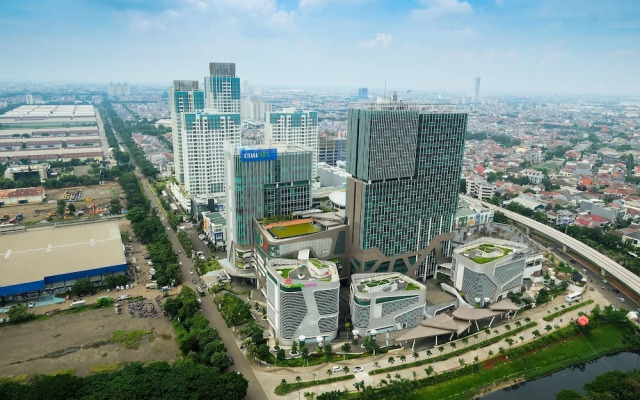 Comfy Studio Tifolia Apartment