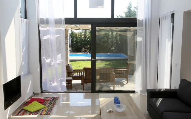 Sunny Sani Luxury Villas