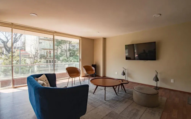 Polanco Apartment - Elevator, Parking- Sleeps 10