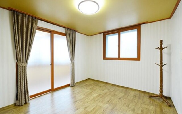 Anmyeondo Ocean View Pension