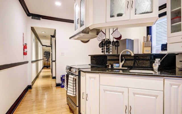 WFH Friendly: DC Home Near Capitol & White House!