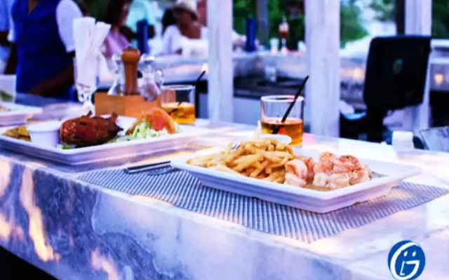 Luxury Apartment near Beach