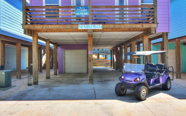 Purple Pelican - 4 Br home